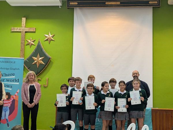 ENTREGA DE LOS CERTIFICADOS DE CAMBRIDGE