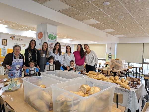 SEGUIMOS CON NUESTRO BOCADILLO SOLIDARIO.