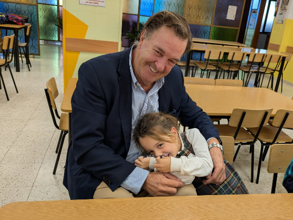 HEMOS CELEBRADO EL DÍA DE LOS ABUELOS.