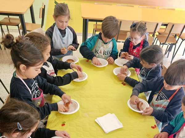 TORRIJAS EN EL TALLER DE COCINA.