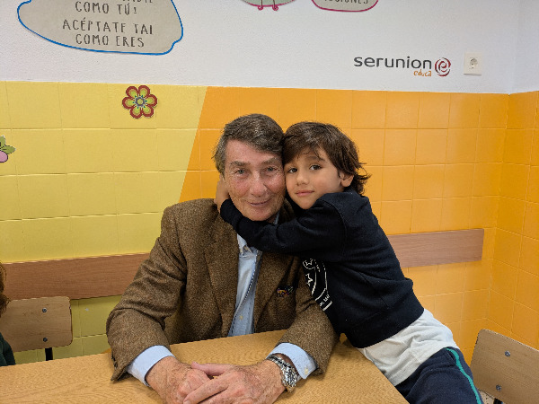 HEMOS CELEBRADO EL DÍA DE LOS ABUELOS.